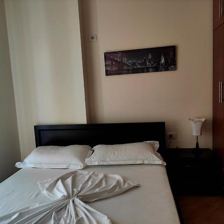 Apartment Angel Sarandë Eksteriør billede